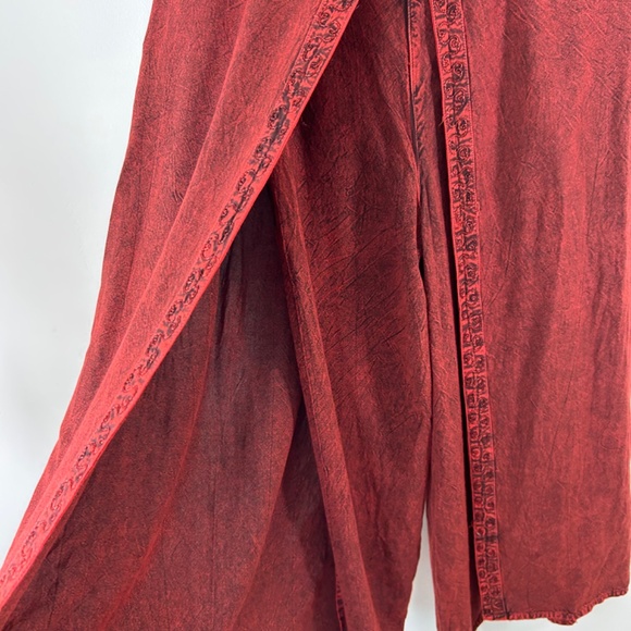 My Choice Fiery Red Acid Wash Split Leg Embroidered Boho Hippie Pants M - Picture 3 of 4